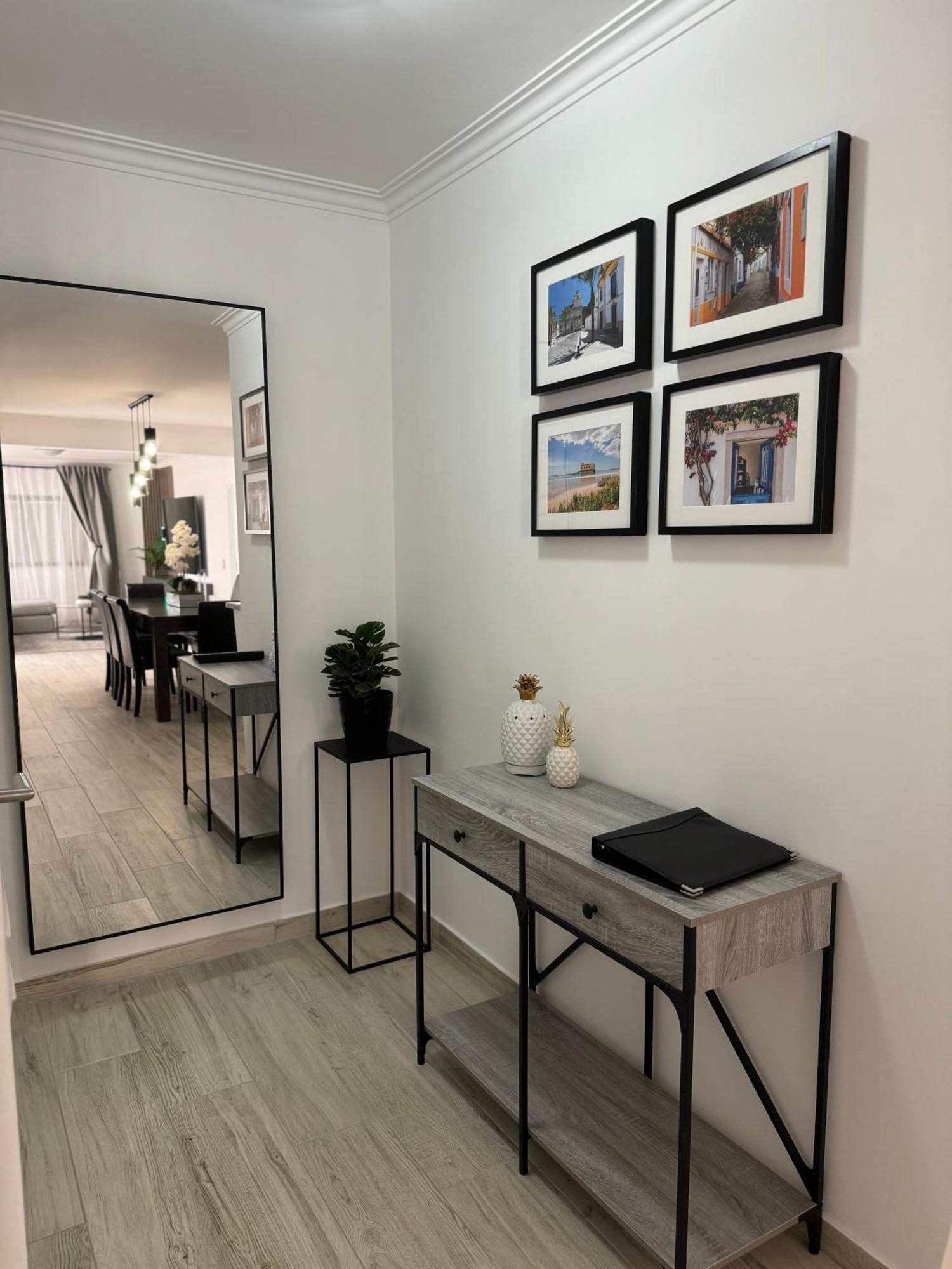Princess Retreat Beautiful Modern Aprt 2 Min Walk From Quarteira Beach ภายนอก รูปภาพ
